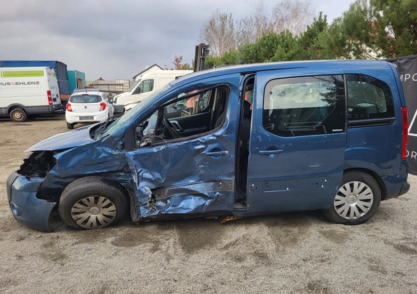Citroen Berlingo cena 3990 przebieg: 246000, rok produkcji 2010 z Rychwał małe 211
